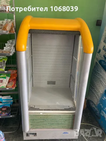 Хладилна витрина