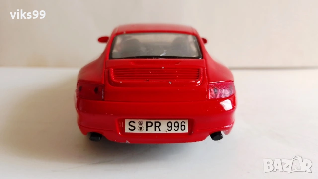 Ford Mustang GT и Porsche 911 Carrera - Мащаб 1:24, снимка 4 - Колекции - 53860783