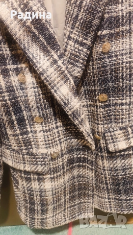 Нов с етикет, м размер плътен блейзър от sinsay, снимка 4 - Сака - 51928106