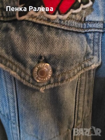 guess яке, снимка 2 - Якета - 44463492