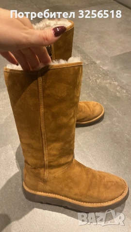 Дамски зимни ботуши UGG, снимка 3 - Дамски ботуши - 53167350