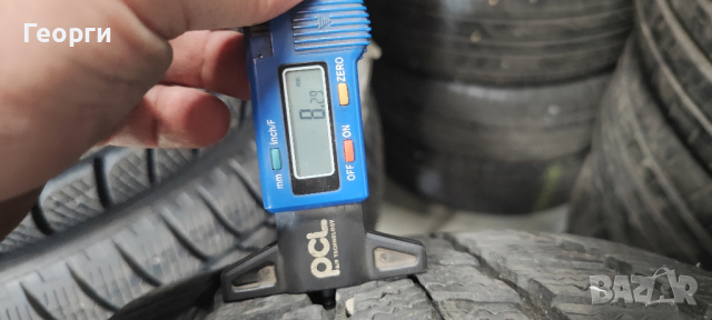 2бр.зимни гуми 235/55/18 Nexen, снимка 2 - Гуми и джанти - 44528428