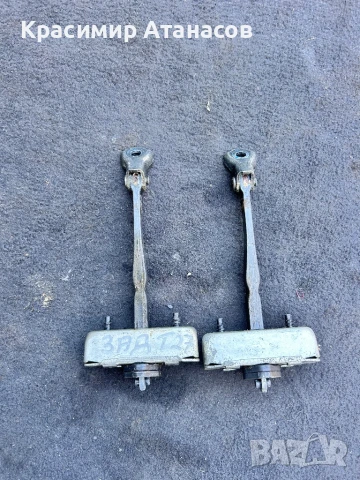 Ограничител врата задна  за Тойота Авенсис T27 комби. 2009-2015г