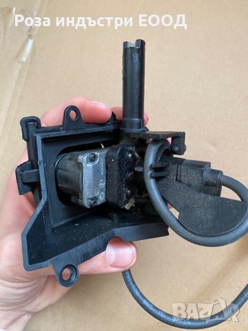 Камера за задно виждане ( багажник ) за BMW F06 F13 F13, снимка 5 - Части - 44479777