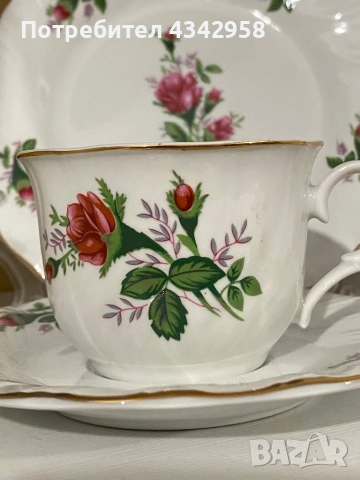 Art Viva porcelain.1990- те.Комплект с рози., снимка 3 - Антикварни и старинни предмети - 52266157