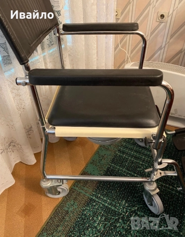 Продавам инвалидна количка за тоалетна , снимка 3 - Инвалидни колички - 52133240