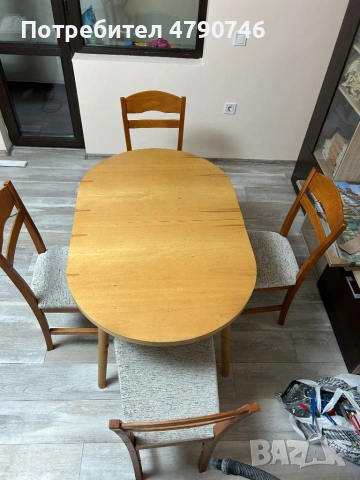 Трапезна маса с 4 стола