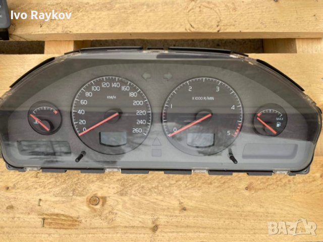Volvo V70,2002g, Оборотомер