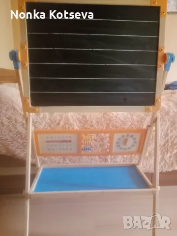 Дъска за писане. И магнитна с цифри и букви