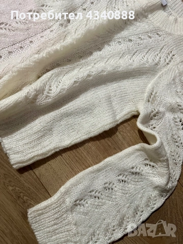 Бял пуловер , снимка 3 - Блузи с дълъг ръкав и пуловери - 51933445