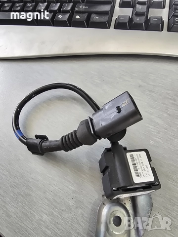 7L0907637C сензор за ускорение Porsche Cayenne Volkswagen Touareg