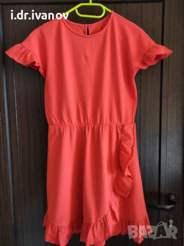 рокля с къдрички, цвят корал , снимка 1 - Рокли - 42101859