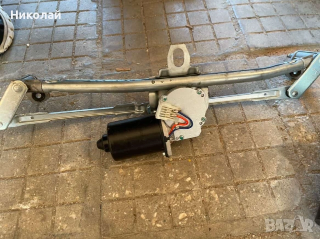 Моторче предни чистачки Ауди а3, снимка 2 - Части - 54316773