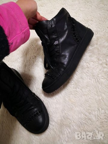 Черни обувки кецове естествена кожа, снимка 3 - Дамски ежедневни обувки - 35401400