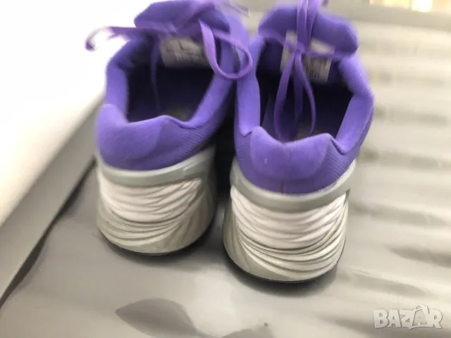 Дамски маратонки Nike LunarGlide 6 Flash (№ 40 / 25.5 см) - Лилави, снимка 4 - Маратонки - 55963183