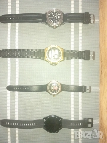 4 броя часовници!😊