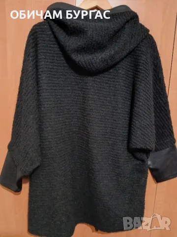 3-4 xlПРЕКРАСНА ЧЕРНА ФИНА ВЪЛНЕНА ЖИЛЕТКА С КАЧУЛКА И ДЖОБОВЕ.ЗАКОПЧАВА СЕ С ПРЕХВ С 2 КОПЧЕТА , снимка 4 - Жилетки - 48785152