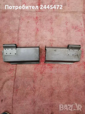 Стойки крик Москвич предни (лява + дясна), снимка 2 - Части - 49150655