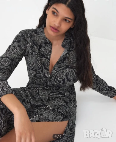 Рокля с миди дължина