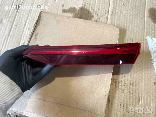 Светлоотразител Десен на Багажник 10A945308A VW ID.3 E11 pro