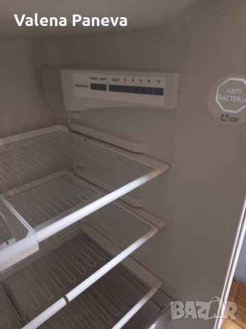 Хладилник за вграждане с камера и отделение за плодове, снимка 9 - Хладилници - 34984368