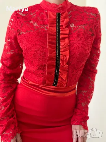 Стилна червена рокля с дантела и пера. Размер С и М, снимка 2 - Рокли - 47681636