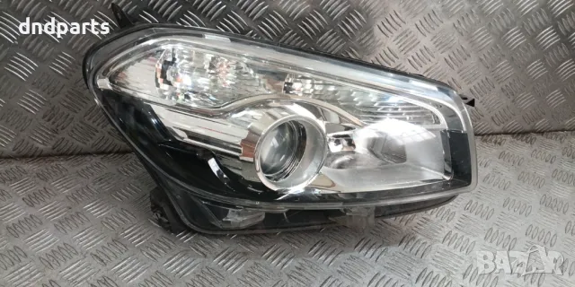 Десен фар Nissan Qashqai 2012г.Hella No Xenon	, снимка 1 - Части - 49519864