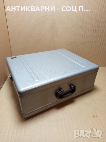 Соц Стар Метален Куфар 4.800кг., снимка 2 - Антикварни и старинни предмети - 52842171