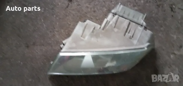 ляв фар Шкода Октавия 2 liav far Skoda Octavia II, снимка 2 - Части - 55748173