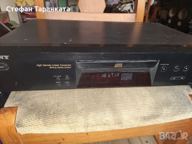 CD pleyar SONY CDP-XE270 , снимка 2 - Плейъри, домашно кино, прожектори - 56059288