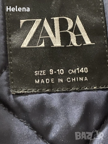 Карирано палто / яке тип бомбър ZARA с буква "C"  размер  9-10 , 140 см, снимка 3 - Детски якета и елеци - 56055087