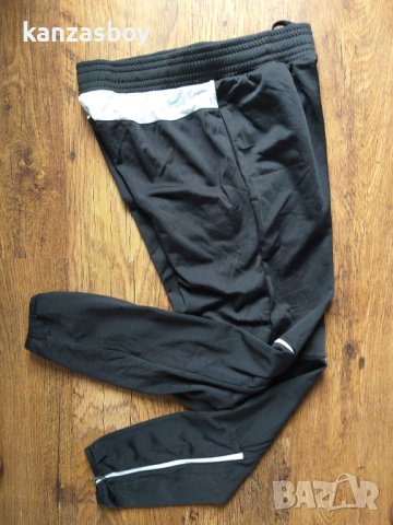 puma - страхотно мъжко долнище размер - М, снимка 3 - Спортни дрехи, екипи - 40779332