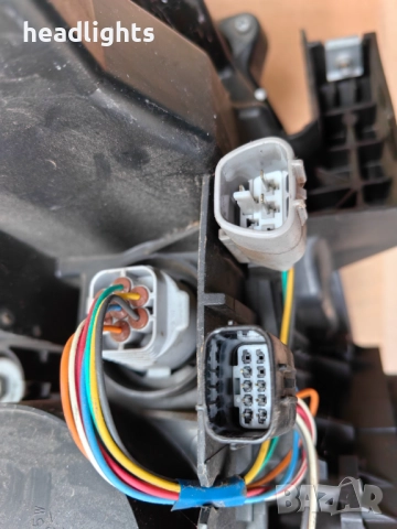 Фар за Mitsubishi Eclipse Cross / Митсубиши Еклипс Крос, снимка 12 - Части - 52942892