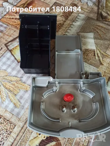 Тава и бункер за отпадното кафе за Делонги Магнефика S  , снимка 2 - Кафемашини - 49478024