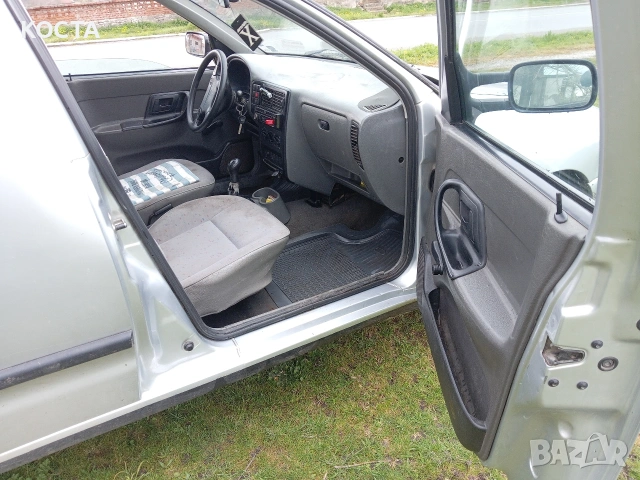 VW Caddy , снимка 8 - Автомобили и джипове - 54030475