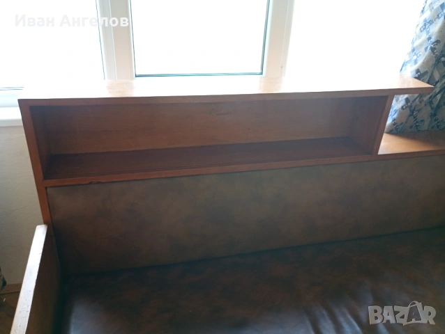 Продавам запазен единичен диван с две чекмеджета, снимка 6 - Дивани и мека мебел - 53327724