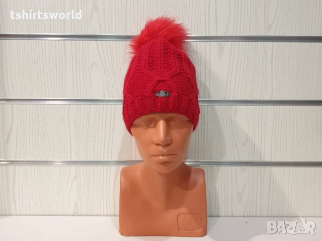 Нова зимна червена дамска шапка СилвърСтар с подплата плюш, снимка 5 - Шапки - 35510350