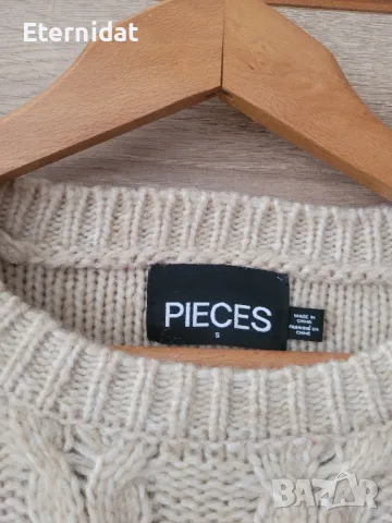 Бежов пуловер PIECES , снимка 4 - Блузи с дълъг ръкав и пуловери - 49184376