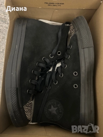 Дамски кецове