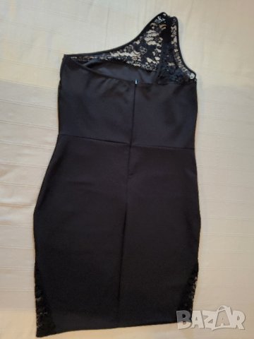 Малка черна рокля на MOHITO р-р L, снимка 2 - Рокли - 42421226