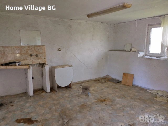 Голям парцел с постройки, с.Щипско, обл.Варна, снимка 10 - Парцели - 53230709