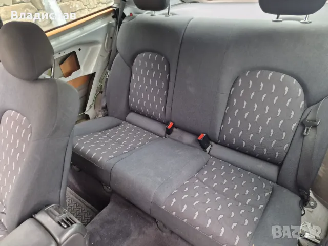 Салон Mercedes C-Class W203 Купе, снимка 2 - Части - 49977982