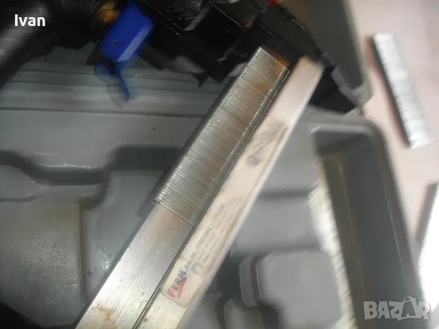 Нидерландски ПНЕВМАТИЧЕН ТАКЕР FERM за скоби 12-25мм в куфар Почти нов ОТЛИЧЕН Quick система глава, снимка 17 - Други инструменти - 47782115