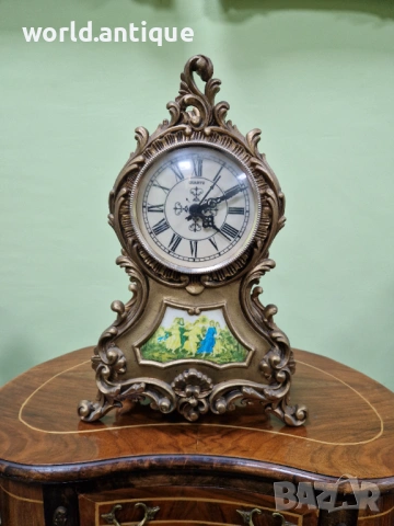 Прекрасен антикварен настолен каминен часовник 