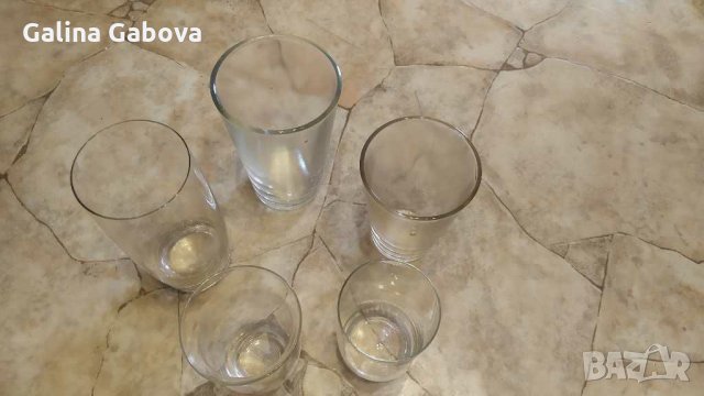 Старинни стъклени чаши