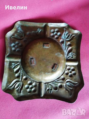 стар бронзов пепелник, снимка 4 - Антикварни и старинни предмети - 29707388