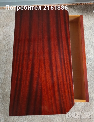 Помощна/ конзолна маса с месингови елементи , снимка 4 - Маси - 52368011