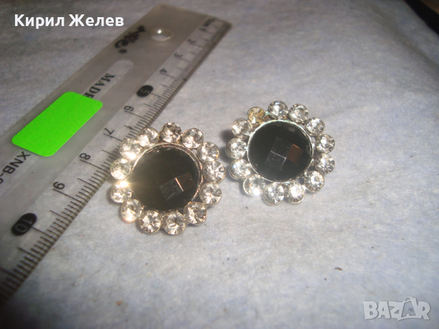КРИСТАЛНИ ПОСРЕБРЕНИ ФАСЕТИРАНИ АРТ ОБЕЦИ СТИЛЕН ВИНТИДЖ СКЪПОЦЕНЕН МОДЕЛ 11919, снимка 4 - Обеци - 36539379