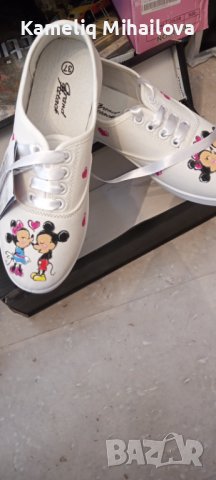 Спортни обувки с Мики и Мини , снимка 2 - Кецове - 36589156