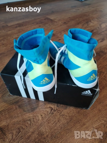 Adidas - страхотни дамски маратонки НОВИ 38, снимка 3 - Маратонки - 51933235